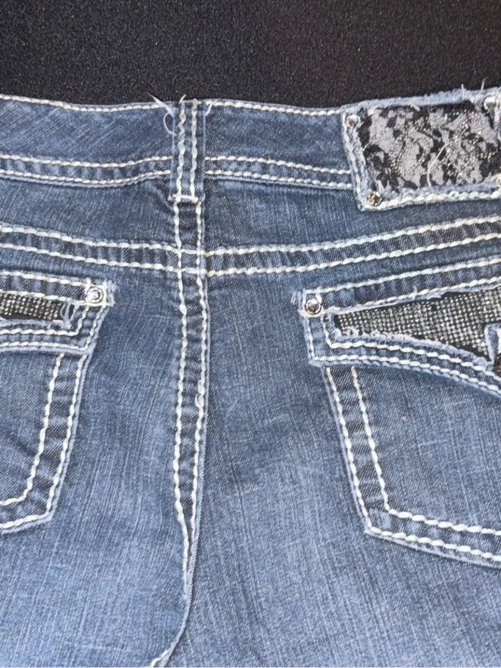 Code Bleu stylish flattering